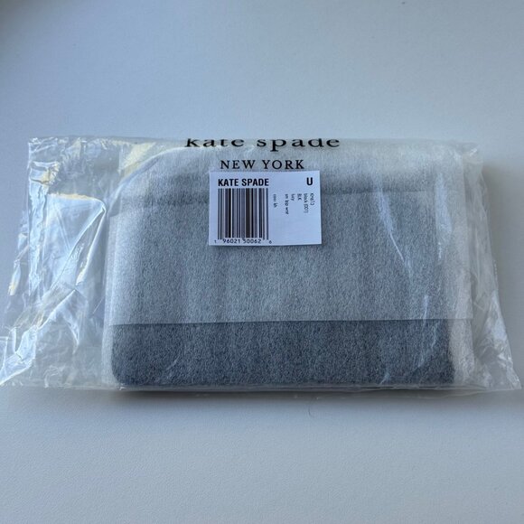 NWT Kate Spade Black Lucy Small L-zip Wristlet - Picture 6 of 8